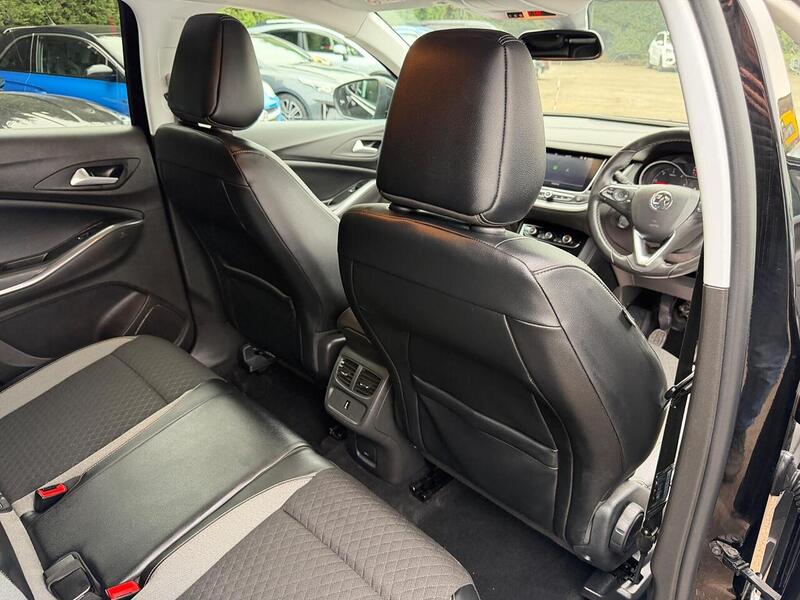 Vauxhall Grandland X 1.6 Turbo D BlueInjection Sport Nav Euro 6 (s/s) 5dr - U121