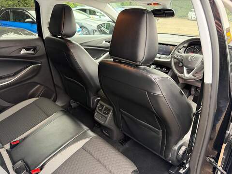 Vauxhall Grandland X 1.6 Turbo D BlueInjection Sport Nav Euro 6 (s/s) 5dr - U121