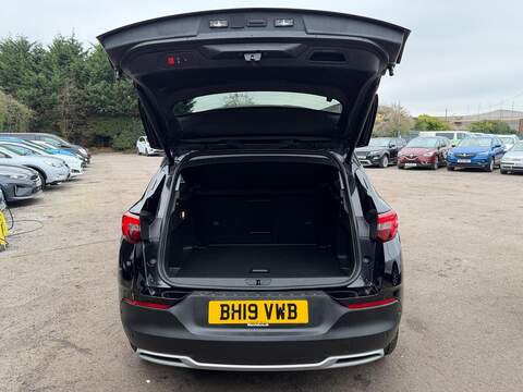 Vauxhall Grandland X 1.6 Turbo D BlueInjection Sport Nav Euro 6 (s/s) 5dr - U121