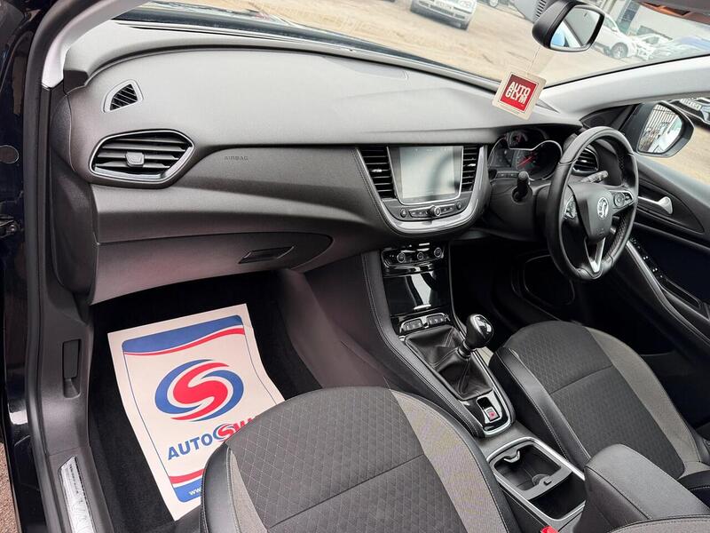 Vauxhall Grandland X 1.6 Turbo D BlueInjection Sport Nav Euro 6 (s/s) 5dr - U121