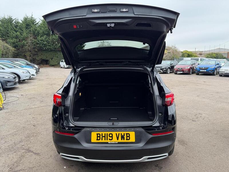 Vauxhall Grandland X 1.6 Turbo D BlueInjection Sport Nav Euro 6 (s/s) 5dr - U121