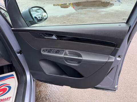 SEAT Alhambra 2.0 TDI Ecomotive SE Euro 6 (s/s) 5dr - U127