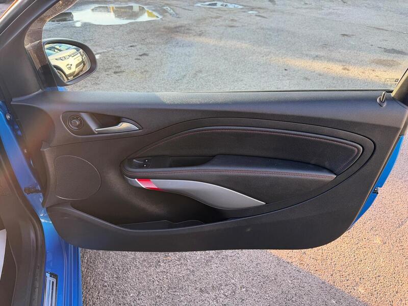 Vauxhall ADAM 1.4i Turbo S Euro 6 (s/s) 3dr - U128