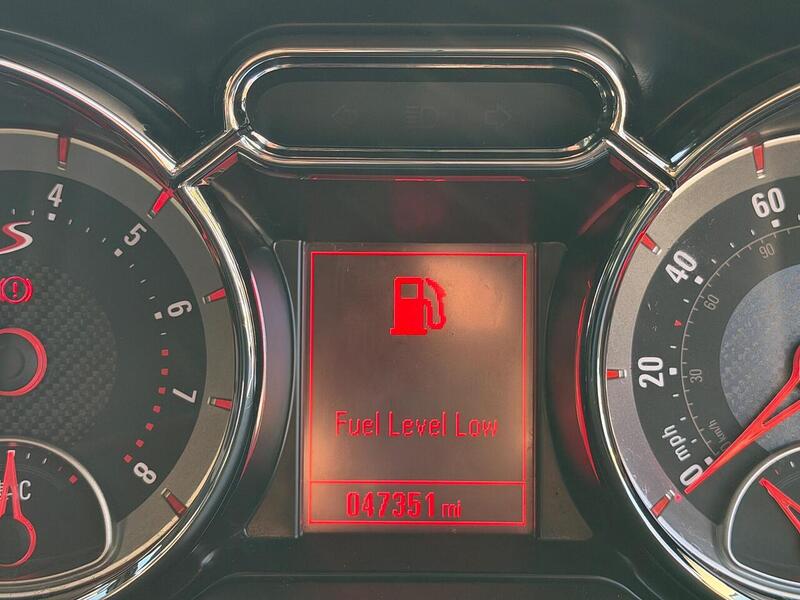 Vauxhall ADAM 1.4i Turbo S Euro 6 (s/s) 3dr - U128