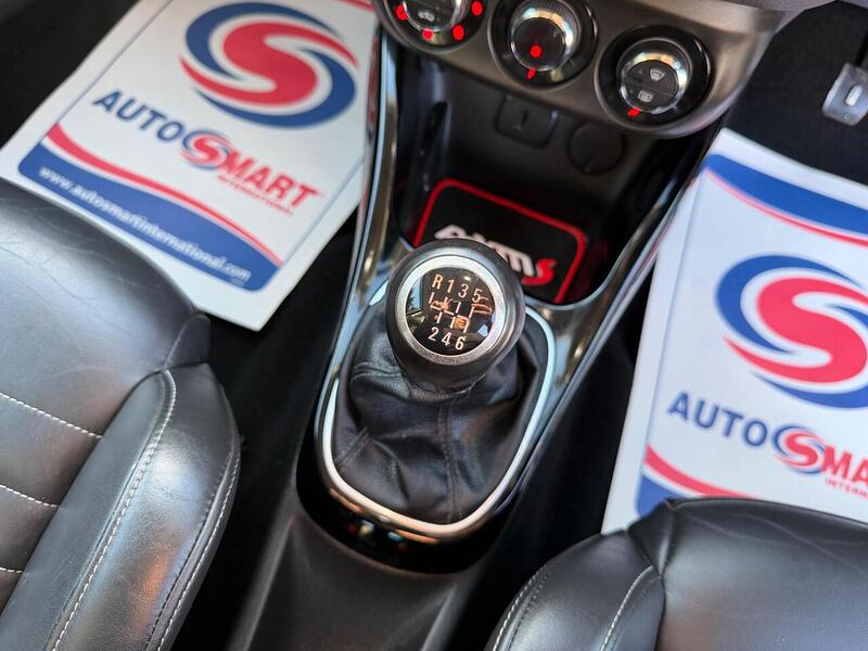 Vauxhall ADAM 1.4i Turbo S Euro 6 (s/s) 3dr - U128