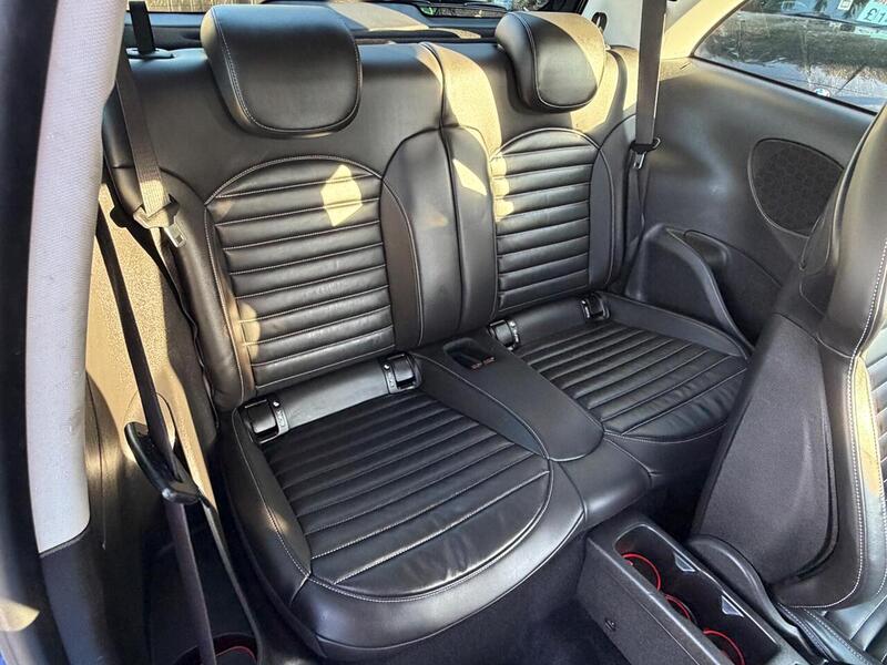 Vauxhall ADAM 1.4i Turbo S Euro 6 (s/s) 3dr - U128