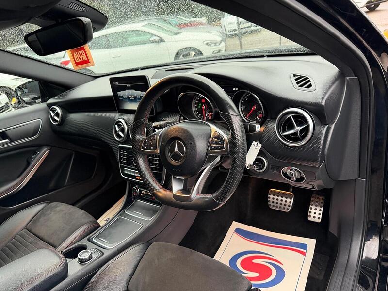 Mercedes-Benz A Class A Class 1.5 A180d AMG Line (Premium) 7G-DCT Euro 6 (s/s) 5dr - U13
