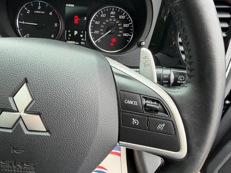 Mitsubishi Outlander 2.2 DI-D GX4 Auto 4WD Euro 5 (s/s) 5dr - U131