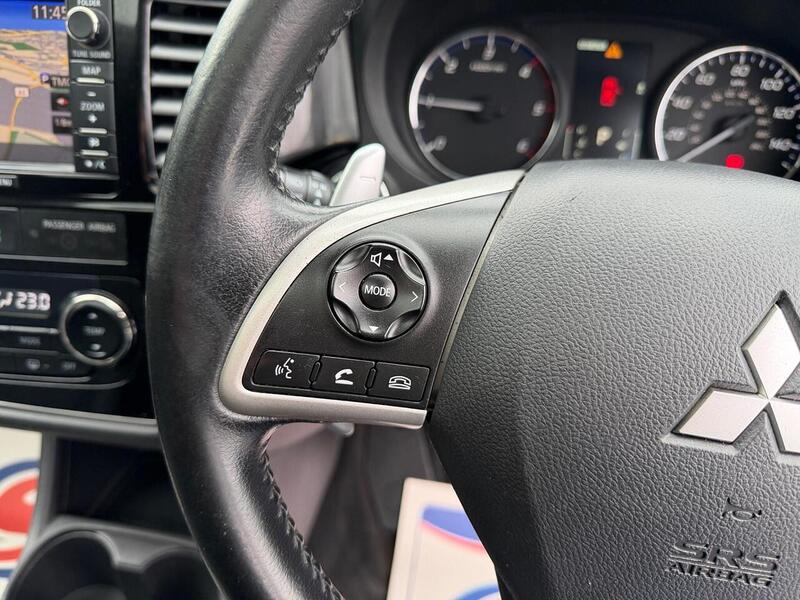 Mitsubishi Outlander 2.2 DI-D GX4 Auto 4WD Euro 5 (s/s) 5dr - U131