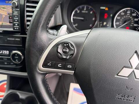 Mitsubishi Outlander 2.2 DI-D GX4 Auto 4WD Euro 5 (s/s) 5dr - U131
