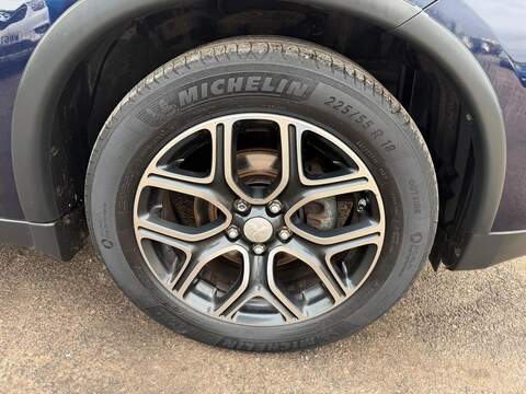 Mitsubishi Outlander 2.2 DI-D GX4 Auto 4WD Euro 5 (s/s) 5dr - U131