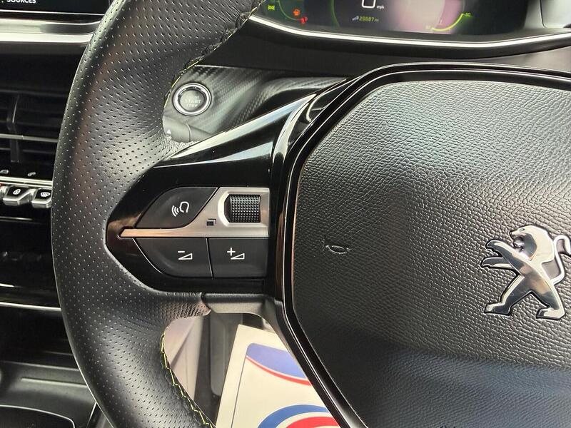 Peugeot 208 1.2 PureTech GT Euro 6 (s/s) 5dr - U133
