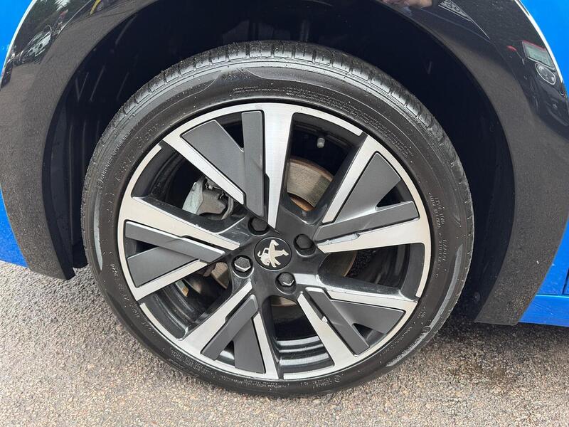Peugeot 208 1.2 PureTech GT Euro 6 (s/s) 5dr - U133
