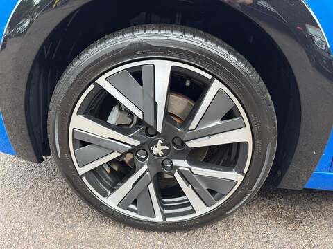Peugeot 208 1.2 PureTech GT Euro 6 (s/s) 5dr - U133