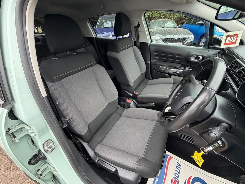 Citroen C3 1.2 PureTech Flair Euro 6 5dr - U136