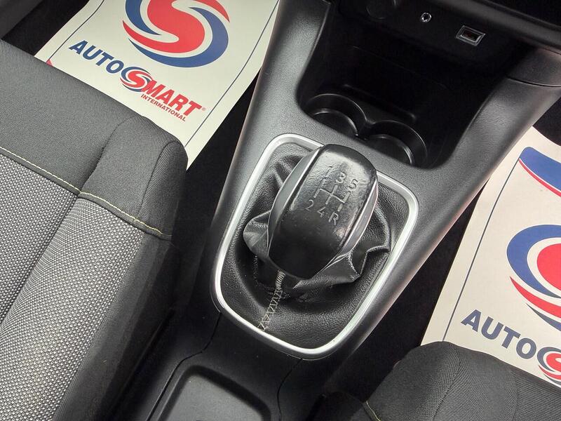 Citroen C3 1.2 PureTech Flair Euro 6 5dr - U136