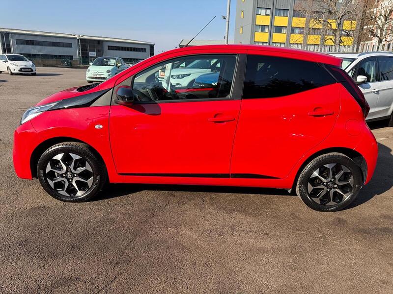 Toyota AYGO 1.0 VVT-i x-trend Euro 6 5dr (Safety Sense) - U137