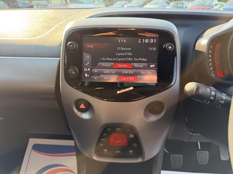 Toyota AYGO 1.0 VVT-i x-trend Euro 6 5dr (Safety Sense) - U137