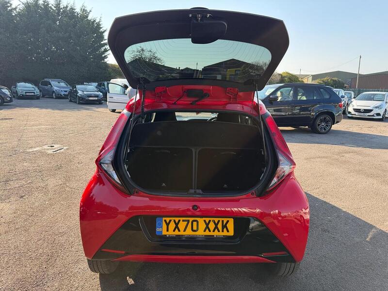 Toyota AYGO 1.0 VVT-i x-trend Euro 6 5dr (Safety Sense) - U137