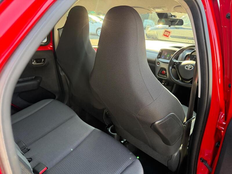 Toyota AYGO 1.0 VVT-i x-trend Euro 6 5dr (Safety Sense) - U137