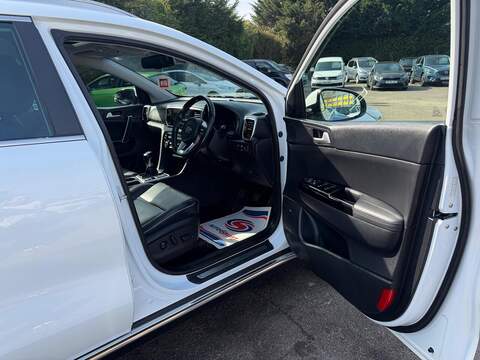 Kia Sportage 1.6 CRDi 4 Euro 6 (s/s) 5dr - U141