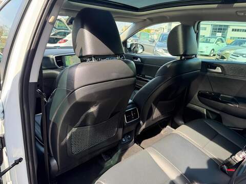 Kia Sportage 1.6 CRDi 4 Euro 6 (s/s) 5dr - U141