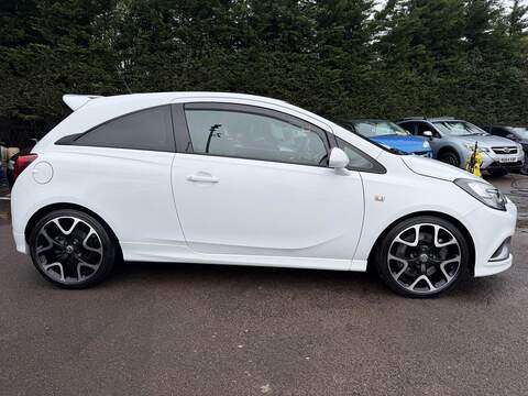 Vauxhall Corsa Corsa VXR Hatchback 1 Manual Petrol - U142