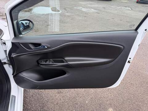 Vauxhall Corsa Corsa VXR Hatchback 1 Manual Petrol - U142