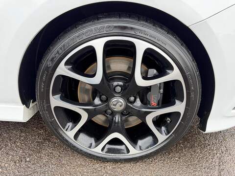 Vauxhall Corsa Corsa VXR Hatchback 1 Manual Petrol - U142