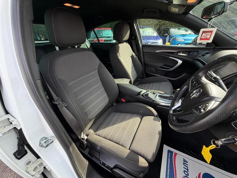 Vauxhall Insignia 2.0 CDTi SRi VX Line Nav Auto Euro 5 5dr - U143