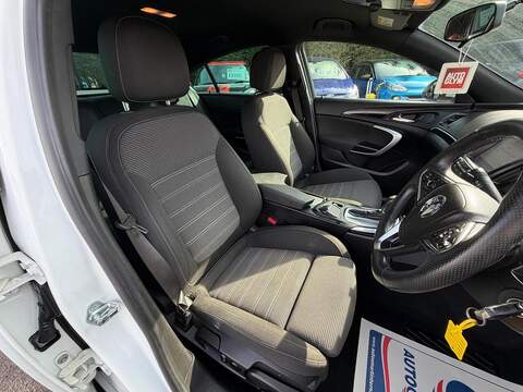 Vauxhall Insignia 2.0 CDTi SRi VX Line Nav Auto Euro 5 5dr - U143