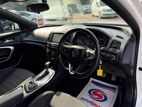 Vauxhall Insignia 2.0 CDTi SRi VX Line Nav Auto Euro 5 5dr - U143