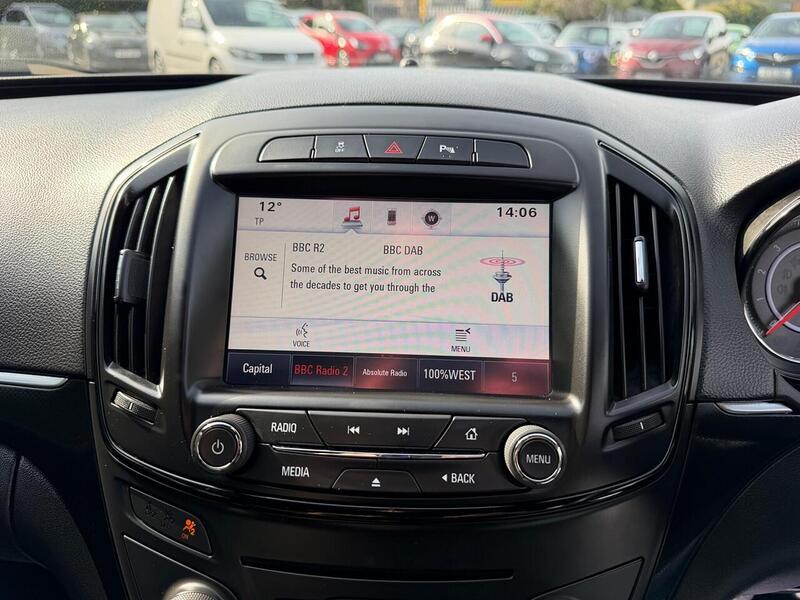 Vauxhall Insignia 2.0 CDTi SRi VX Line Nav Auto Euro 5 5dr - U143