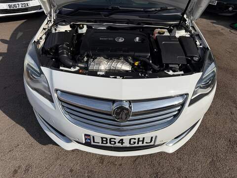 Vauxhall Insignia 2.0 CDTi SRi VX Line Nav Auto Euro 5 5dr - U143