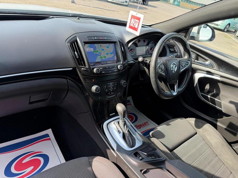 Vauxhall Insignia 2.0 CDTi SRi VX Line Nav Auto Euro 5 5dr - U143