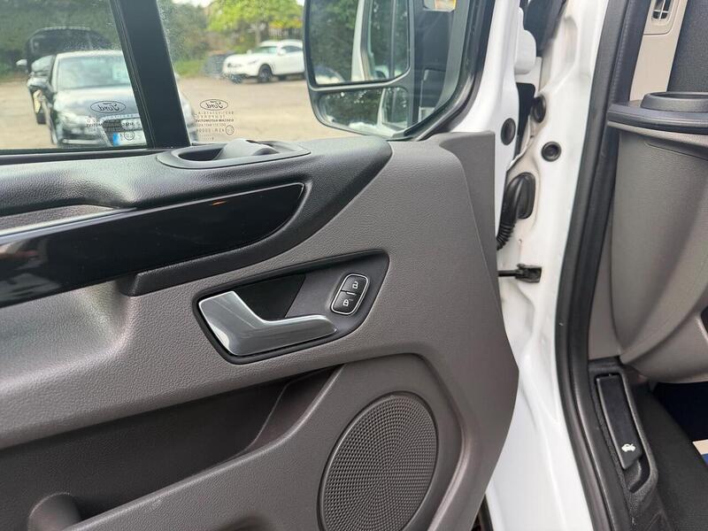 Ford Transit Custom 2.0 280 EcoBlue Limited L1 H1 Euro 6 5dr - U156