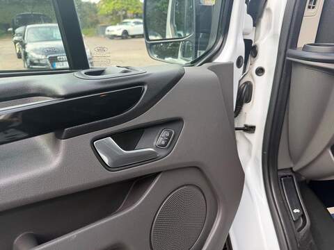 Ford Transit Custom 2.0 280 EcoBlue Limited L1 H1 Euro 6 5dr - U156