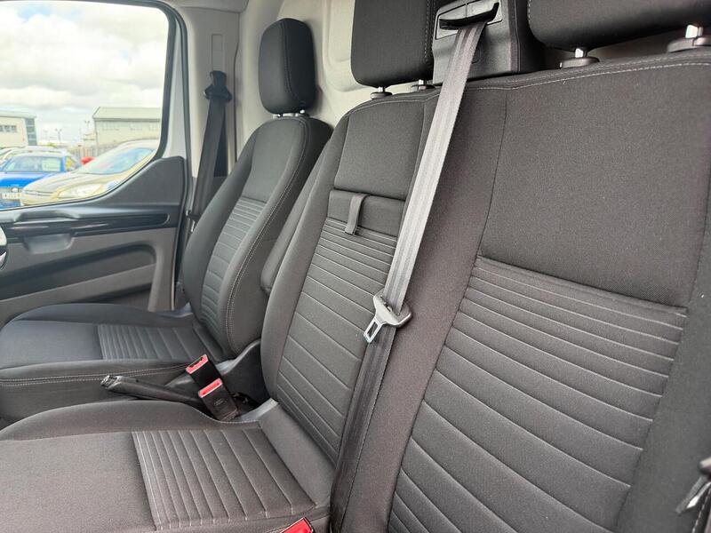 Ford Transit Custom 2.0 280 EcoBlue Limited L1 H1 Euro 6 5dr - U156