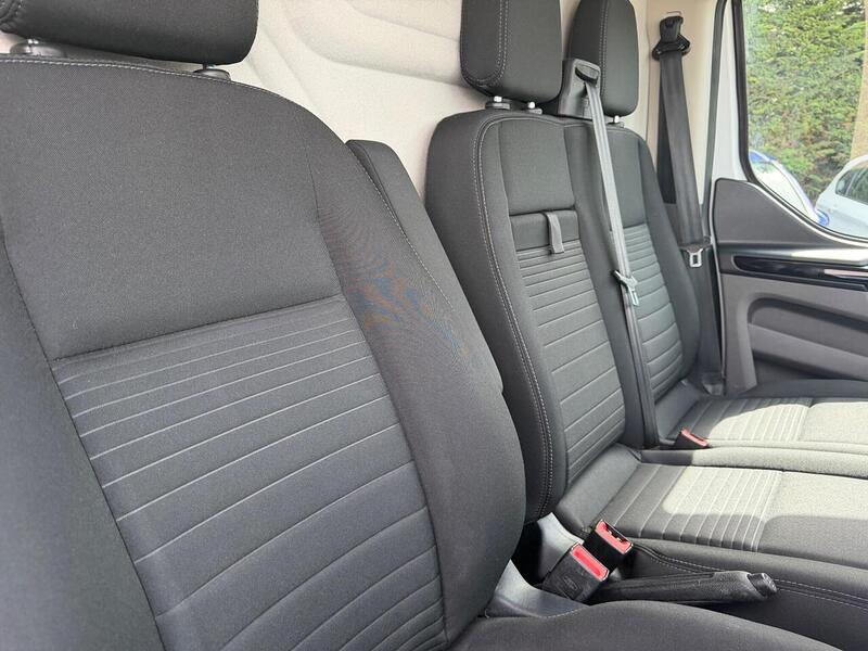 Ford Transit Custom 2.0 280 EcoBlue Limited L1 H1 Euro 6 5dr - U156