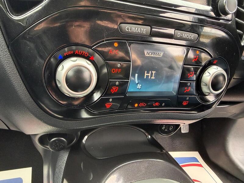 Nissan Juke 1.6 Tekna XTRON Euro 6 5dr - U158