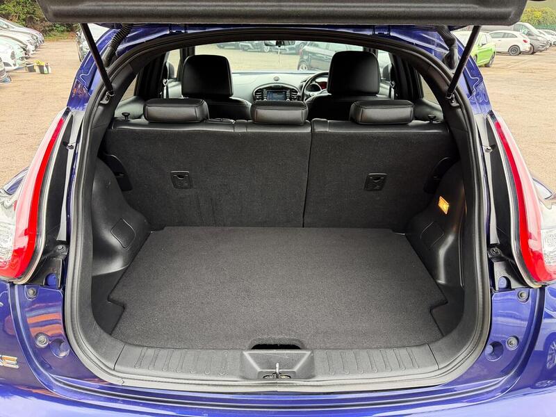 Nissan Juke 1.6 Tekna XTRON Euro 6 5dr - U158