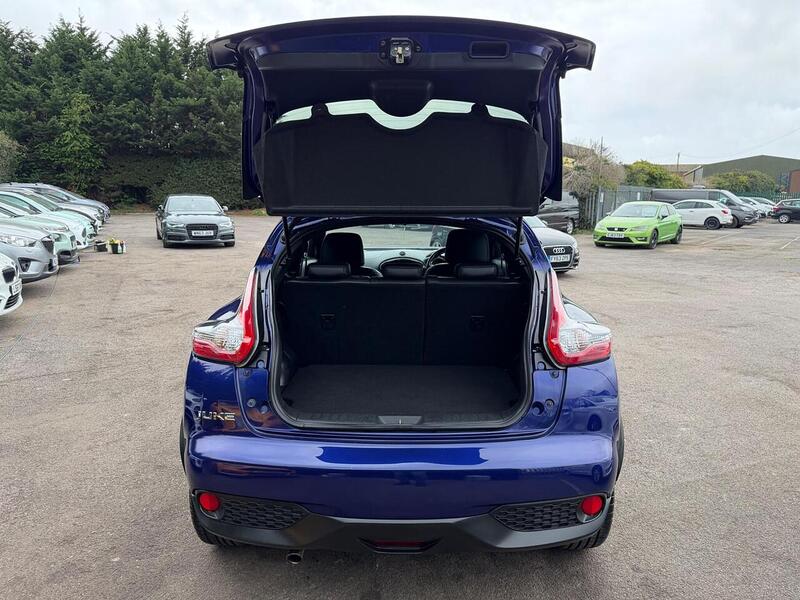 Nissan Juke 1.6 Tekna XTRON Euro 6 5dr - U158