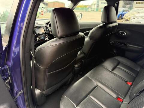 Nissan Juke 1.6 Tekna XTRON Euro 6 5dr - U158