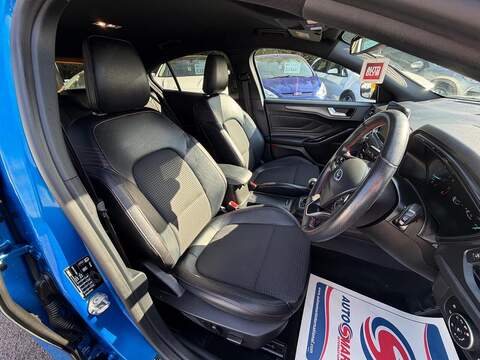 Ford Focus 1.0T EcoBoost ST-Line X Euro 6 (s/s) 5dr - U159
