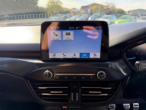 Ford Focus 1.0T EcoBoost ST-Line X Euro 6 (s/s) 5dr - U159