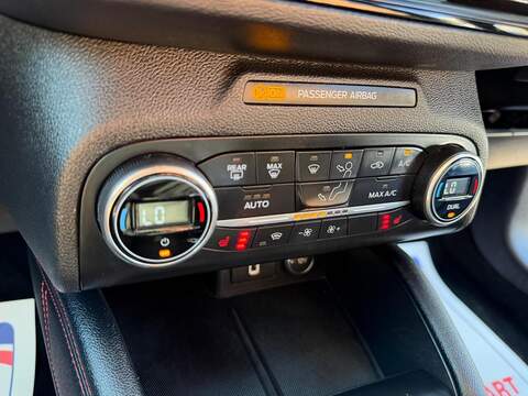 Ford Focus 1.0T EcoBoost ST-Line X Euro 6 (s/s) 5dr - U159