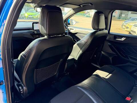 Ford Focus 1.0T EcoBoost ST-Line X Euro 6 (s/s) 5dr - U159