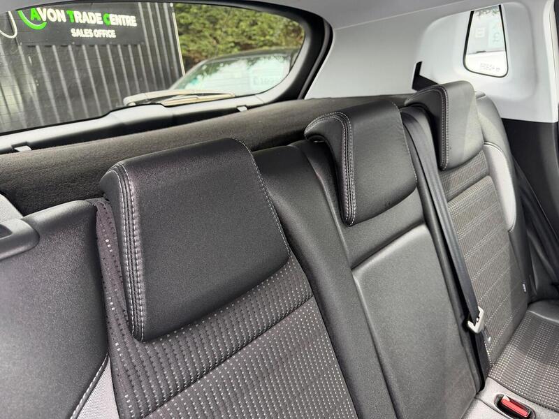 Peugeot 2008 1.6 e-HDi Allure EGC Euro 5 (s/s) 5dr - U165