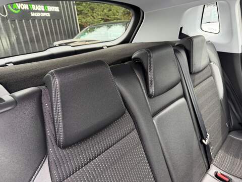 Peugeot 2008 1.6 e-HDi Allure EGC Euro 5 (s/s) 5dr - U165