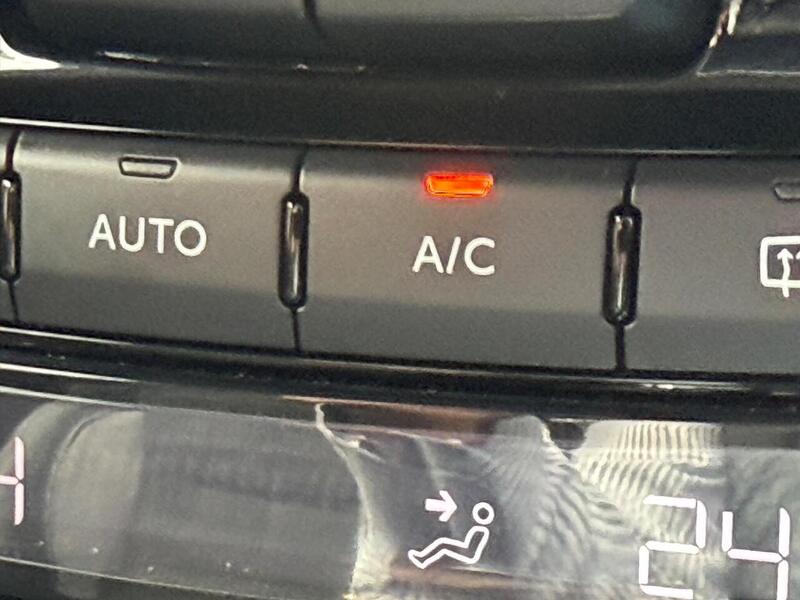 Peugeot 2008 1.6 e-HDi Allure EGC Euro 5 (s/s) 5dr - U165